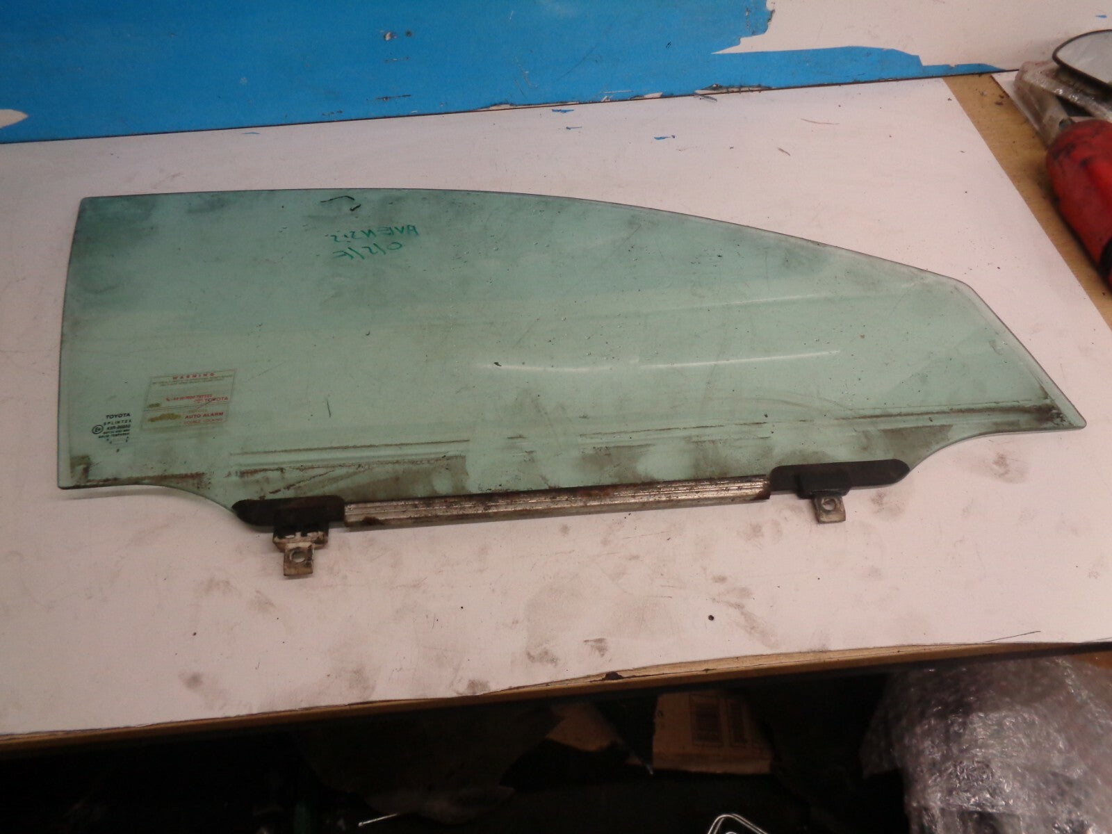 TOYOTA AVENSIS 2004 1.8 PETROL OSF DRIVER SIDE FRONT DOOR WINDOW GLASS