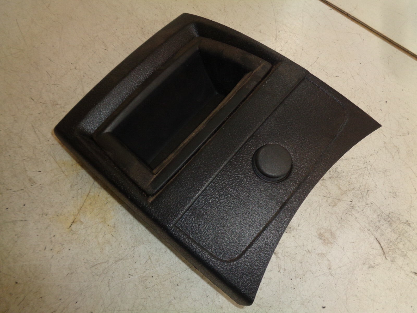 BMW 1 SERIES F20 2019 LCI CENTER CONSOLE COVER TRIM 9227886