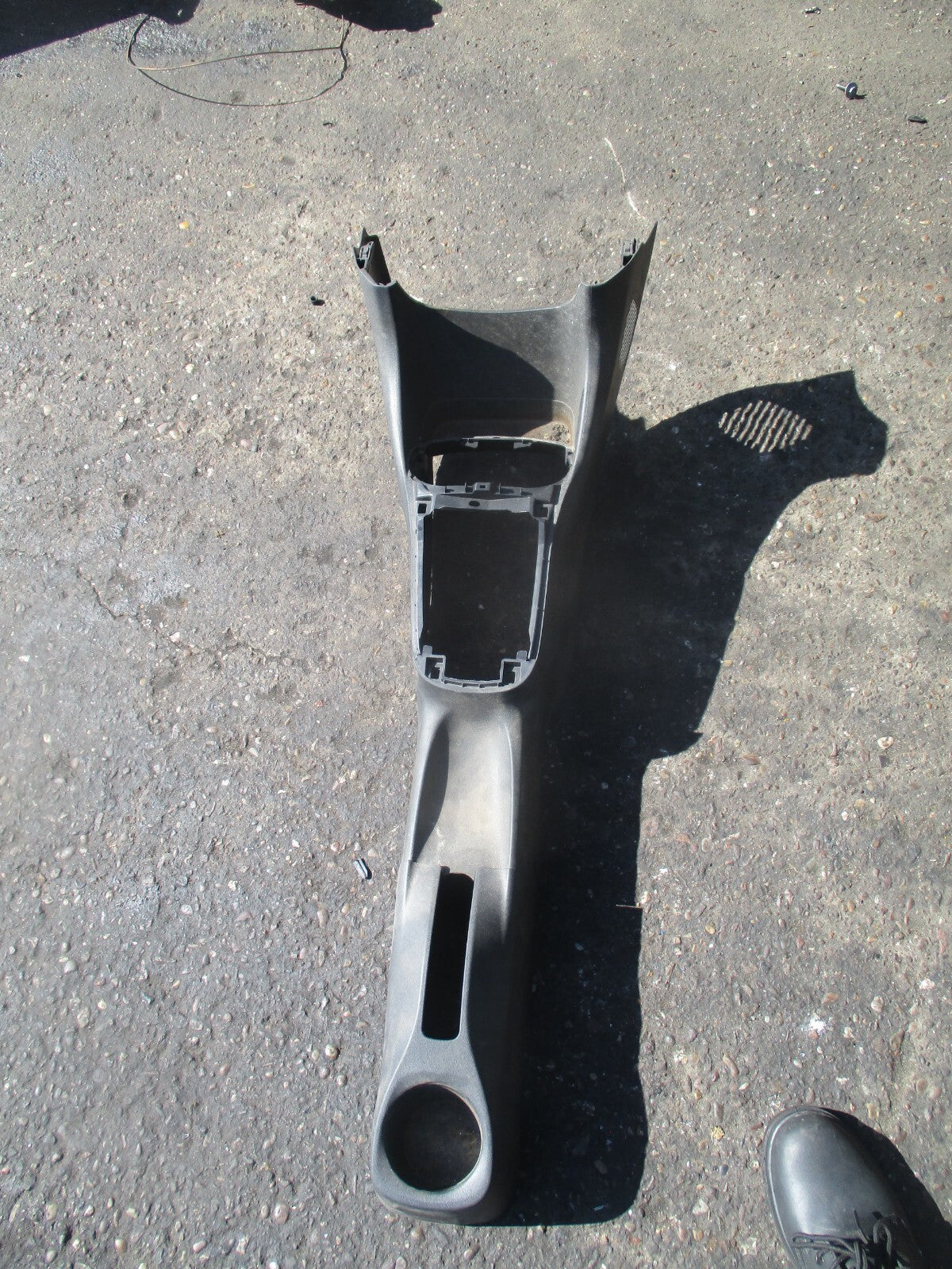 2019 PEUGEOT 108 CENTER CONSOLE CUP HOLDER PANEL TRIM 1388649XZD