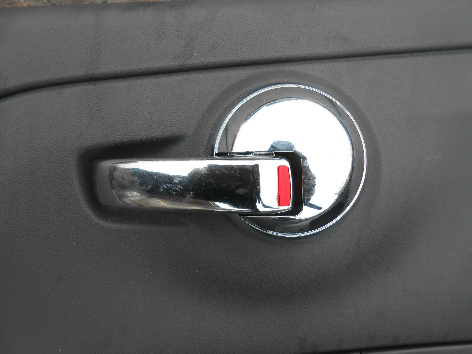 FIAT 500 312 2016 3 DOOR OS DRIVER SIDE DOOR CARD BLACK DAMAGED
