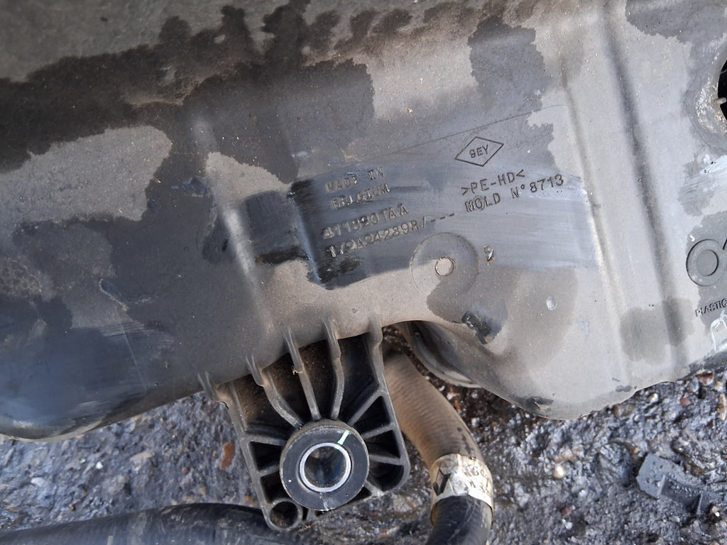 2023 RENAULT MASTER MK3 2.3 DIESEL ADBLUE TANK 4113201AA 172A24289R