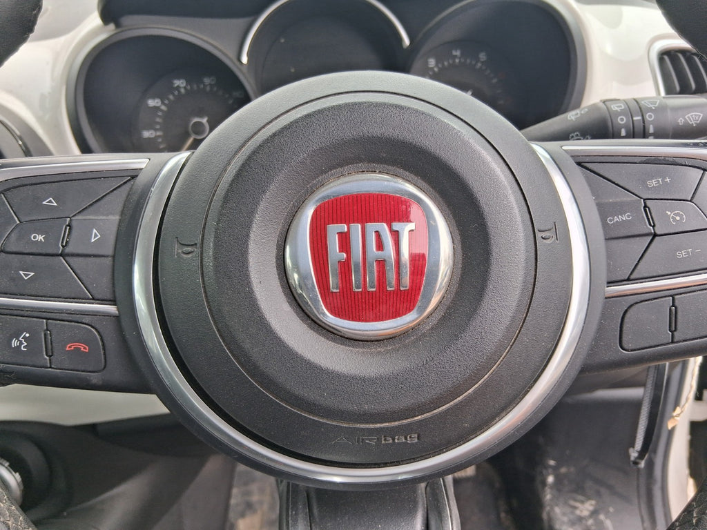 2019 FIAT 500L HATCH CENTRE DRIVER'S STEERING WHEEL AIRBAG