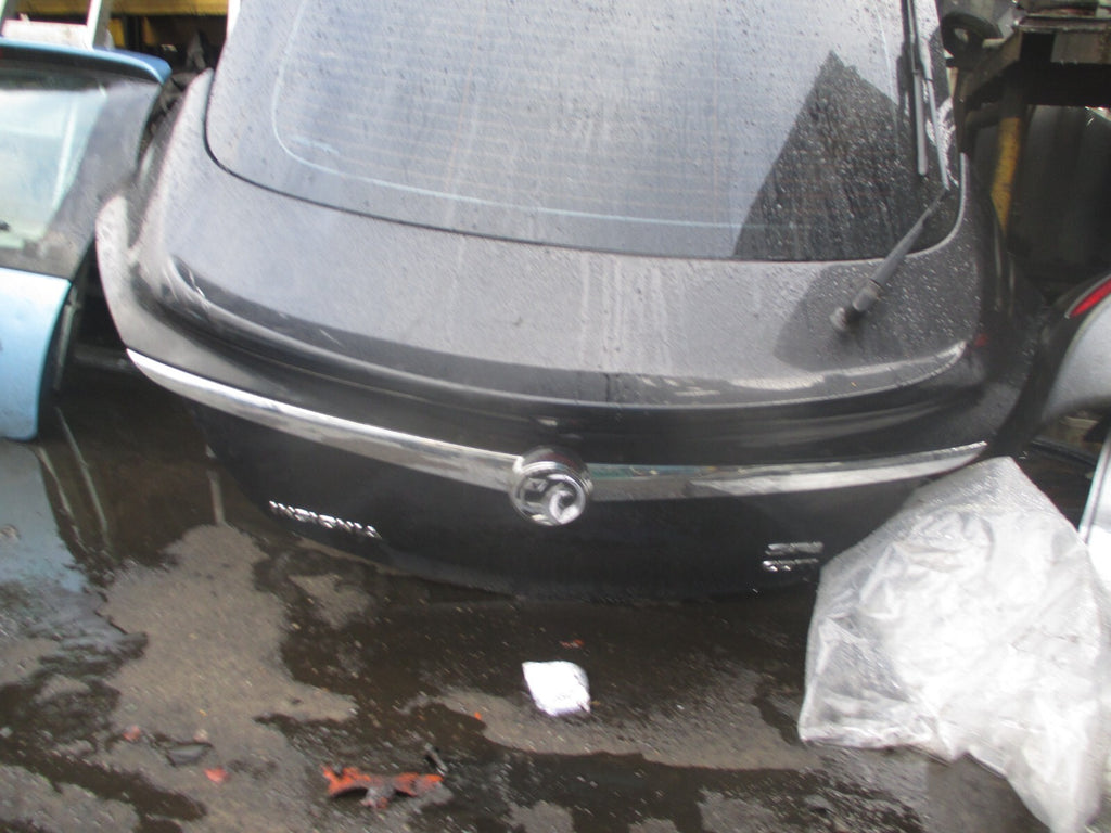 VAUXHALL INSIGNIA MK1 2011 REAR COMPLETE TAILGATE BOOTLID  BLACK