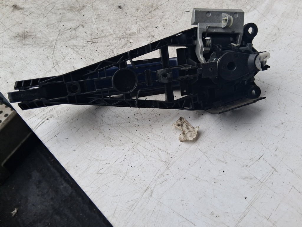 2013 VAUXHALL ASTRA J OSF DRIVER SIDE FRONT RIGHT EXTERIOR DOOR HANDLE