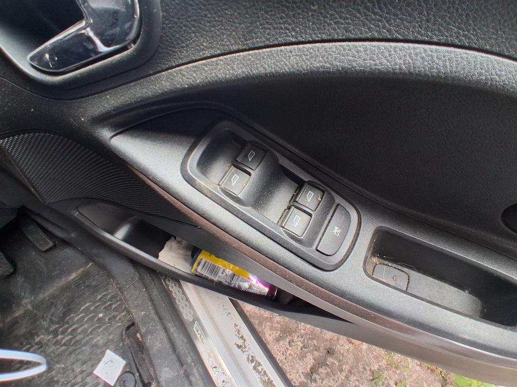 2018 FORD KA + PLUS MK3 HATCHBACK OSF DRIVER SIDE FRONT WINDOW CONTROL SWITCH
