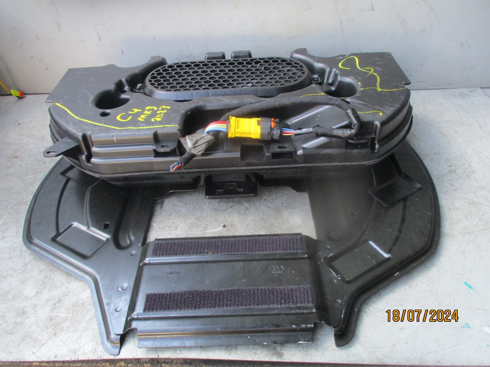 CITROEN C4 MK3 2023 SUBWOOFER SPEAKER 9834131280