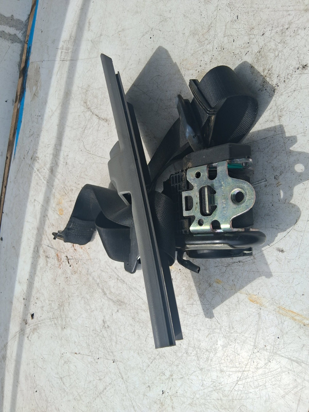 2010 MERCEDES BENZ SPRINTER W906 OSF DRIVER SIDE FRONT RIGHT SEAT BELT