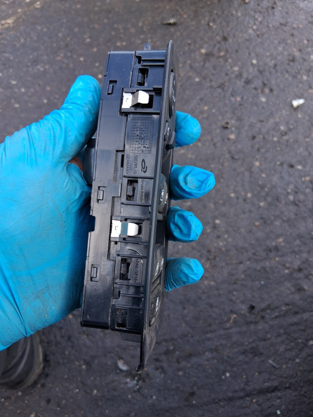 2022 BMW 2 SERIES F44 OSF DRIVER SIDE FRONT WINDOW CONTROL SWITCH 7948784