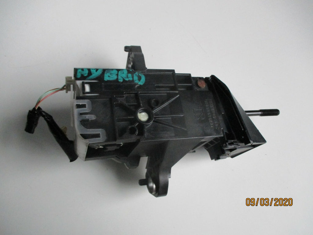 LEXUS CT 200h 2015 1.8 HYBRID AUTOMATIC GEAR STICK SHIFTER SELECTOR 78110-76011