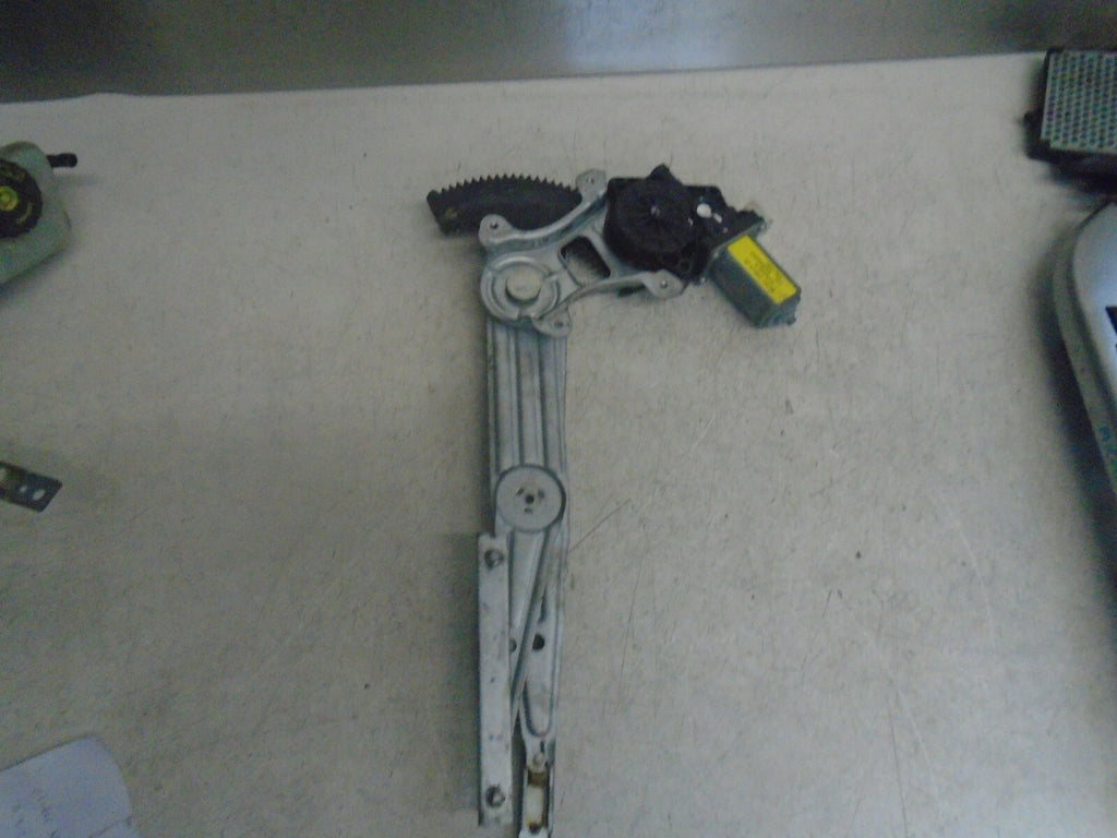 NISSAN MICRA 2016 MK4 OSF FRONT DRIVER SIDE WINDOW REGULATOR 807001HB2A
