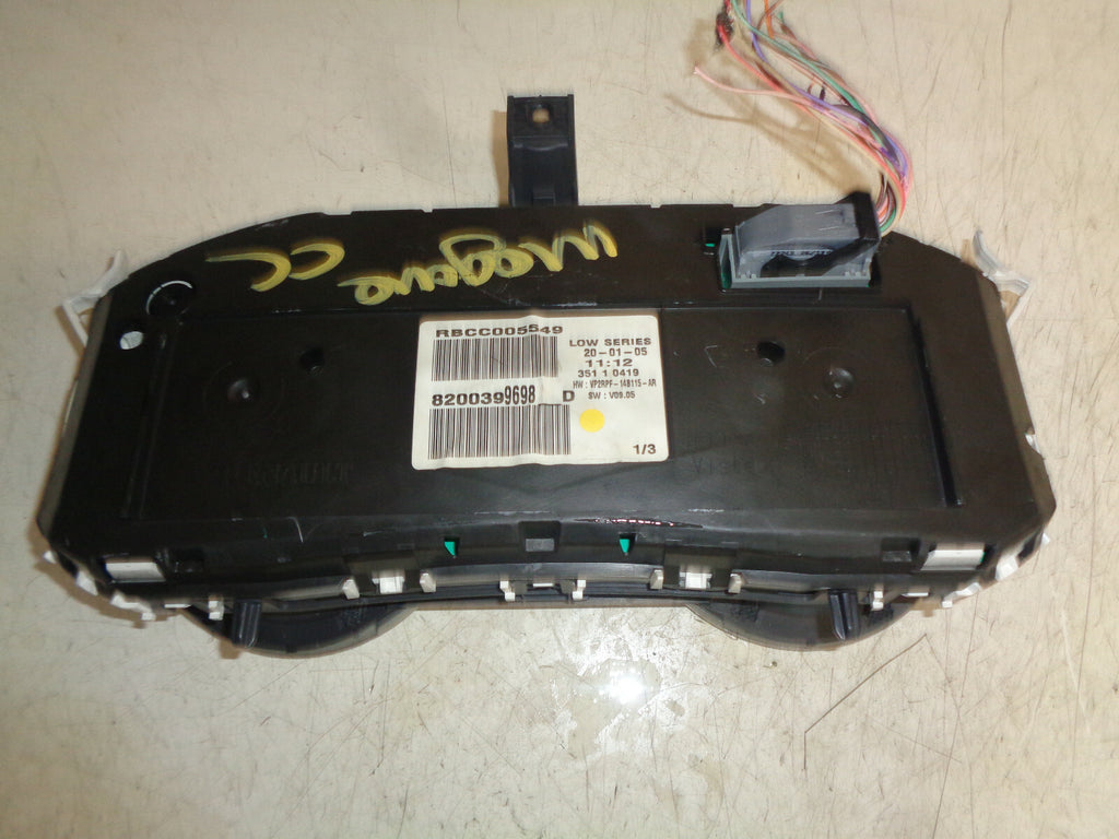 RENAULT MEGANE CC MK2 1.6PETROL MANUAL SPEEDOMETER INSTRUMENT CLUSTER 8200399698