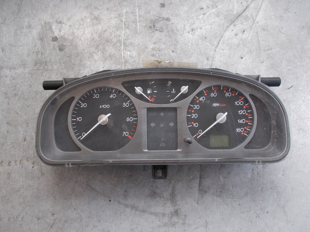 RENAULT LAGUNA 2001 MK2 1.8 CLOCKS SPEEDO INSTRUMENT CLUSTER 8200170304