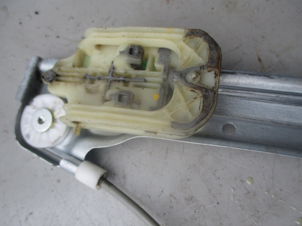 VAUXHALL VIVA MK4 OSR DRIVER SIDE REAR MANUAL WINDOW REGULATOR 42439349
