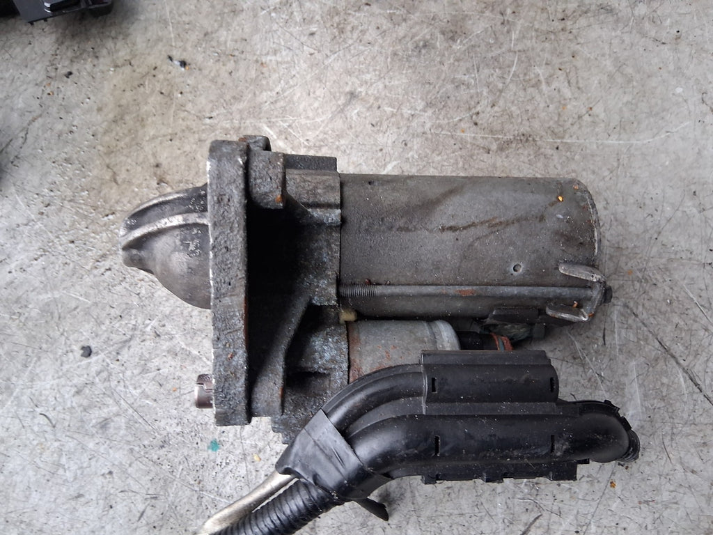 2017 FORD FIESTA MK7 STARTER MOTOR 8V211000