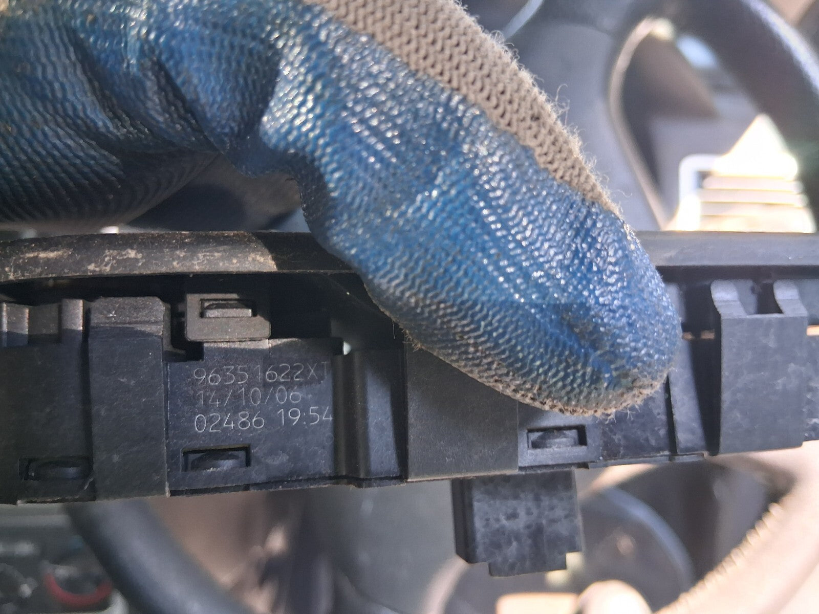 2006 PEUGEOT 307 OSF DRIVER SIDE FRONT RIGHT WINDOW CONTROL SWITCH