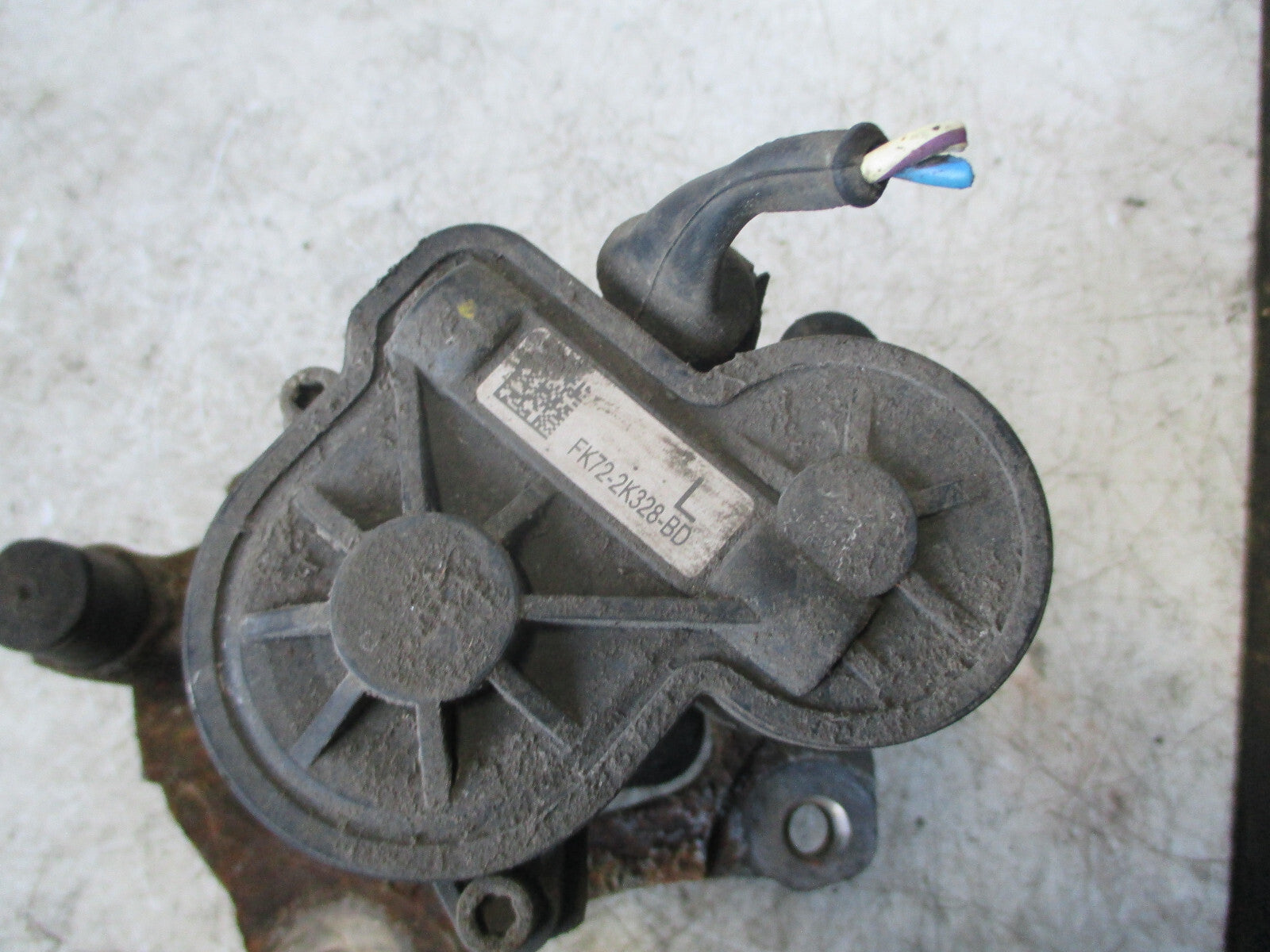 JAGUAR XE 2019 NSR PASSENGER SIDE REAR BRAKE CALIPER FK722K328BD