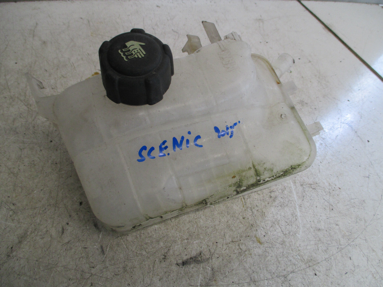 RENAULT GRAND SCENIC MK3 2015 RADIATOR EXPANSION BOTTLE RESERVOIR 217100005R