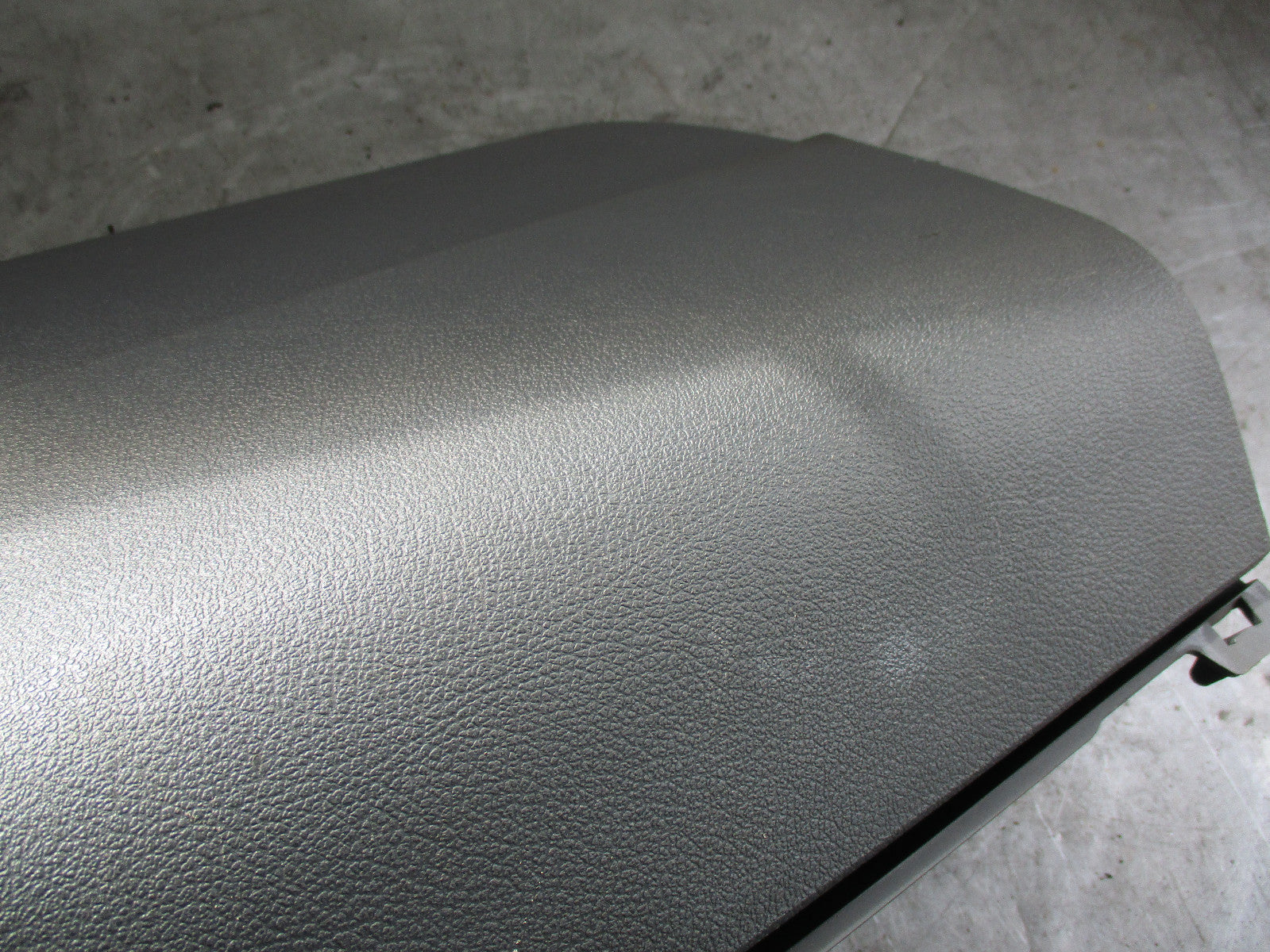 VOLKSWAGEN TOURAN GLOVE BOX 1T2857101A