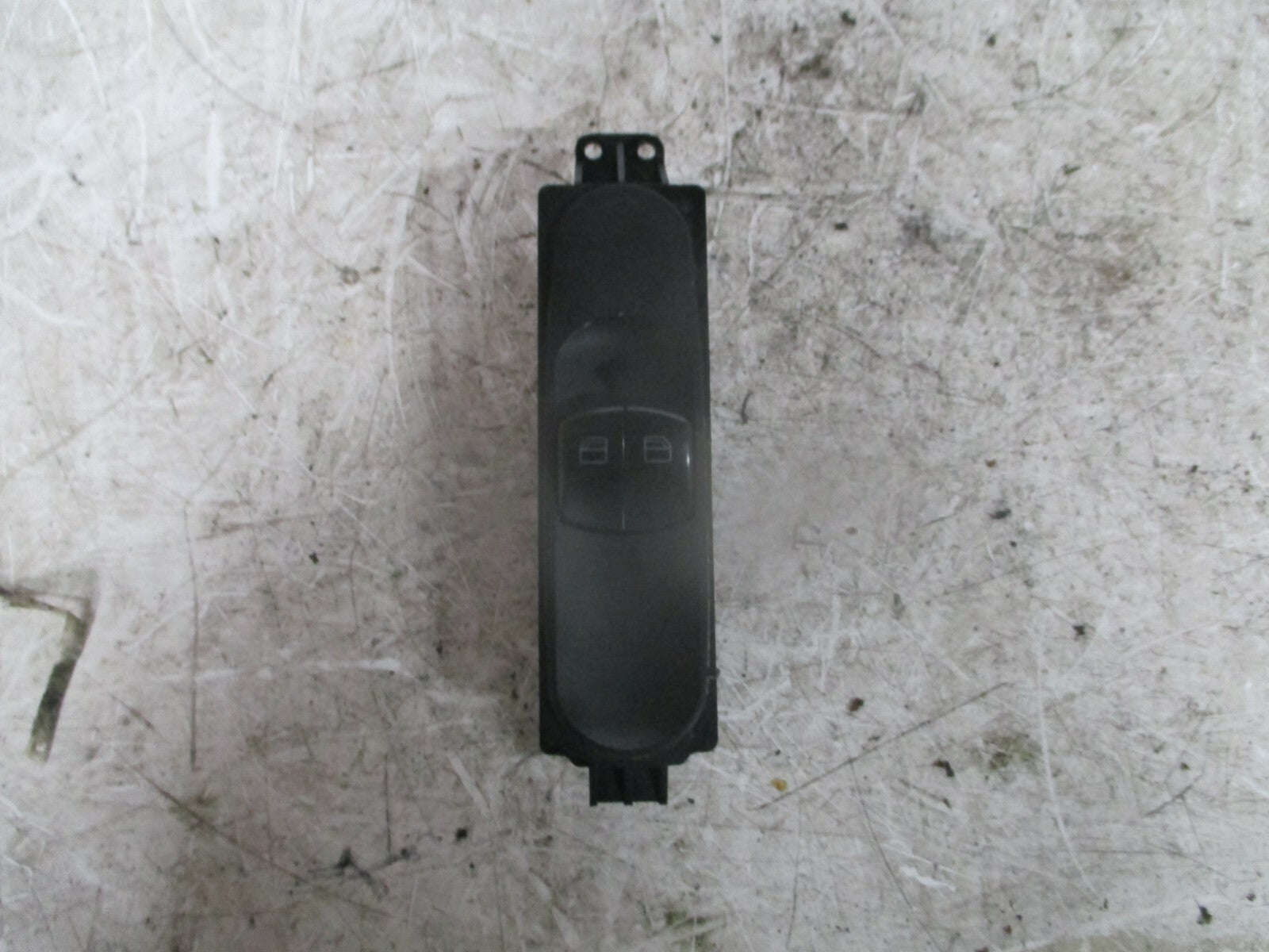VW VOLKSWAGEN CRAFTER 2015 MK1 OSF FRONT DRIVER SIDE WINDOW REGULATOR SWITCH
