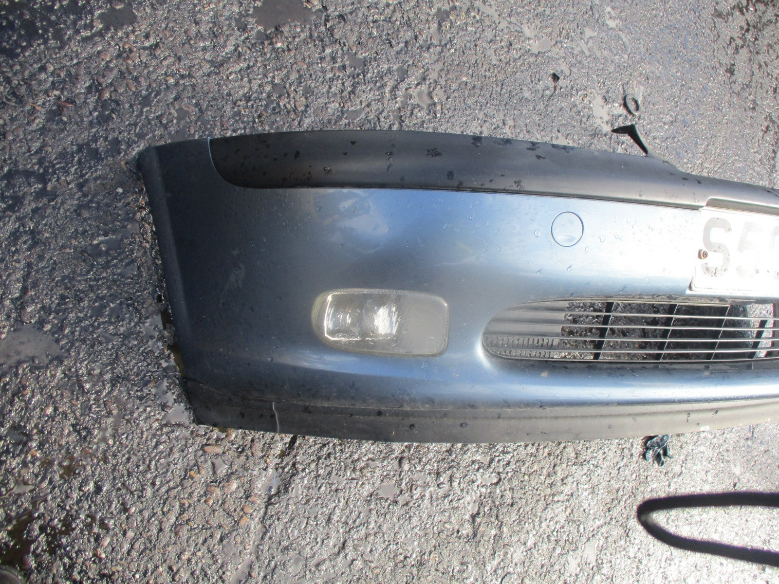 1998 VAUXHALL VECTRA DTI FRONT BUMPER AND GRILL GRILLE BLUE NO FOG LIGHTS