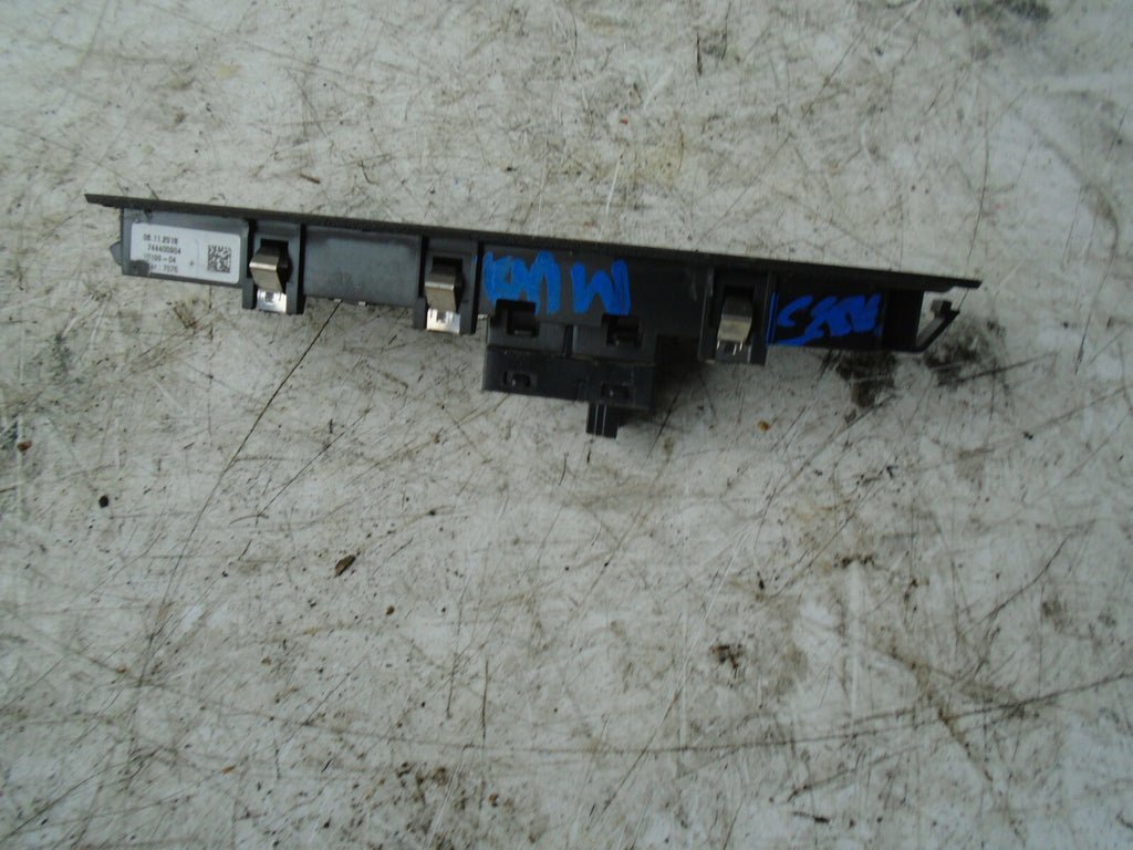 BMW 1 SERIES 116D F20 2018 NSF PASSENGER SIDE FRONT WINDOW SWITCH 9208107