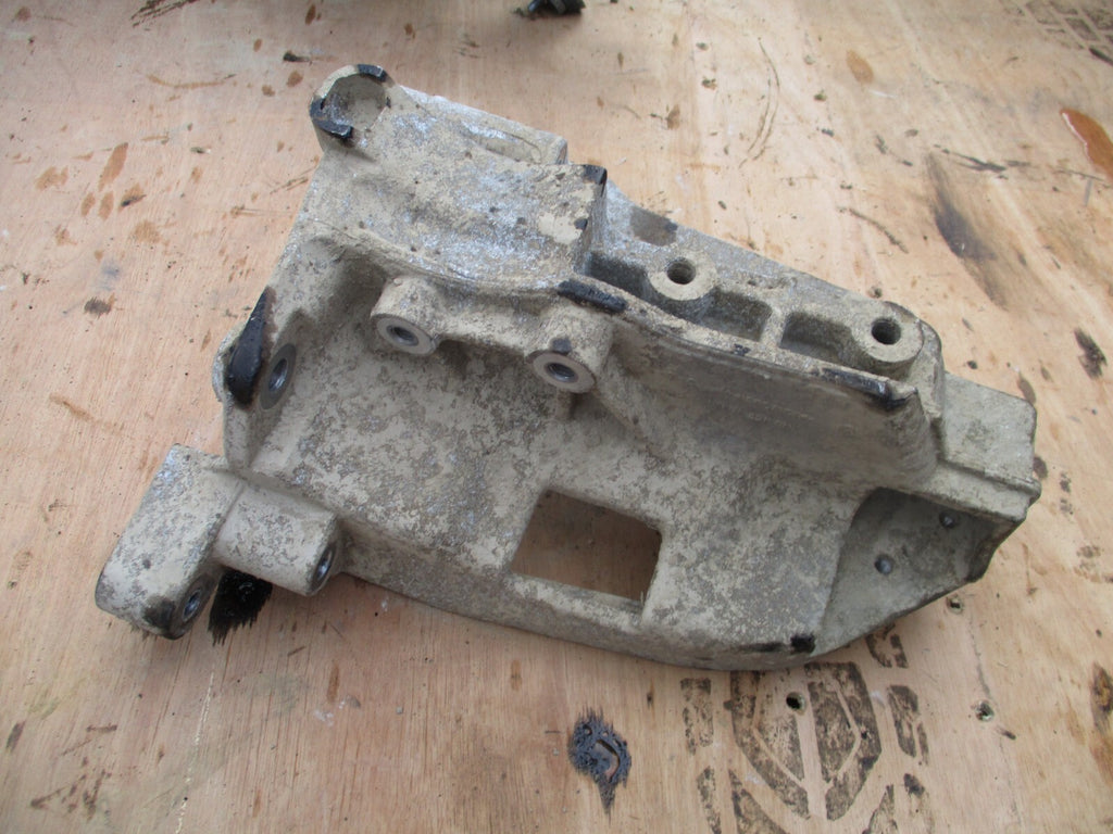2022 VW VOLKSWAGEN CRAFTER MK2 2.0 TDI DIESEL ENGINE MOUNT 2N0407104B