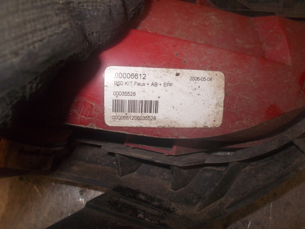 CITROEN C4 MK1 OSR DRIVER SIDE REAR FOG LIGHT & TRIM 00006612