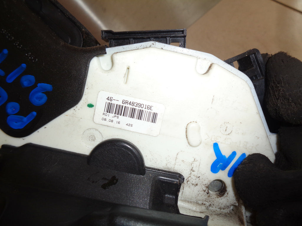 VW VOLKSWAGEN POLO 2017 OSR DRIVER SIDE REAR DOOR LOCK MECHNAISM 6R4839016E