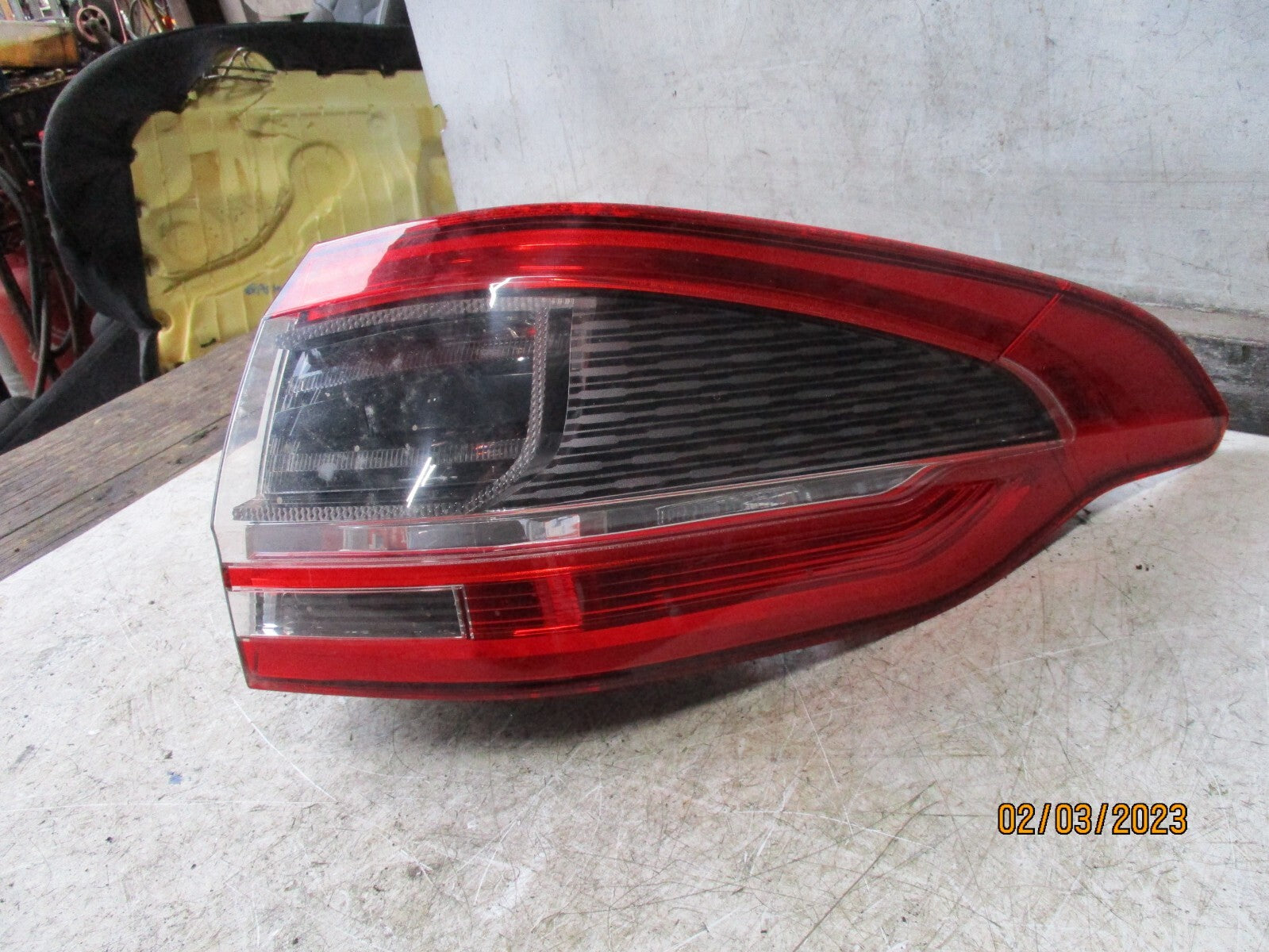 FORD S MAX 2010 OSR DRIVER SIDE REAR OUTER TAIL LIGHT AM2113404AG