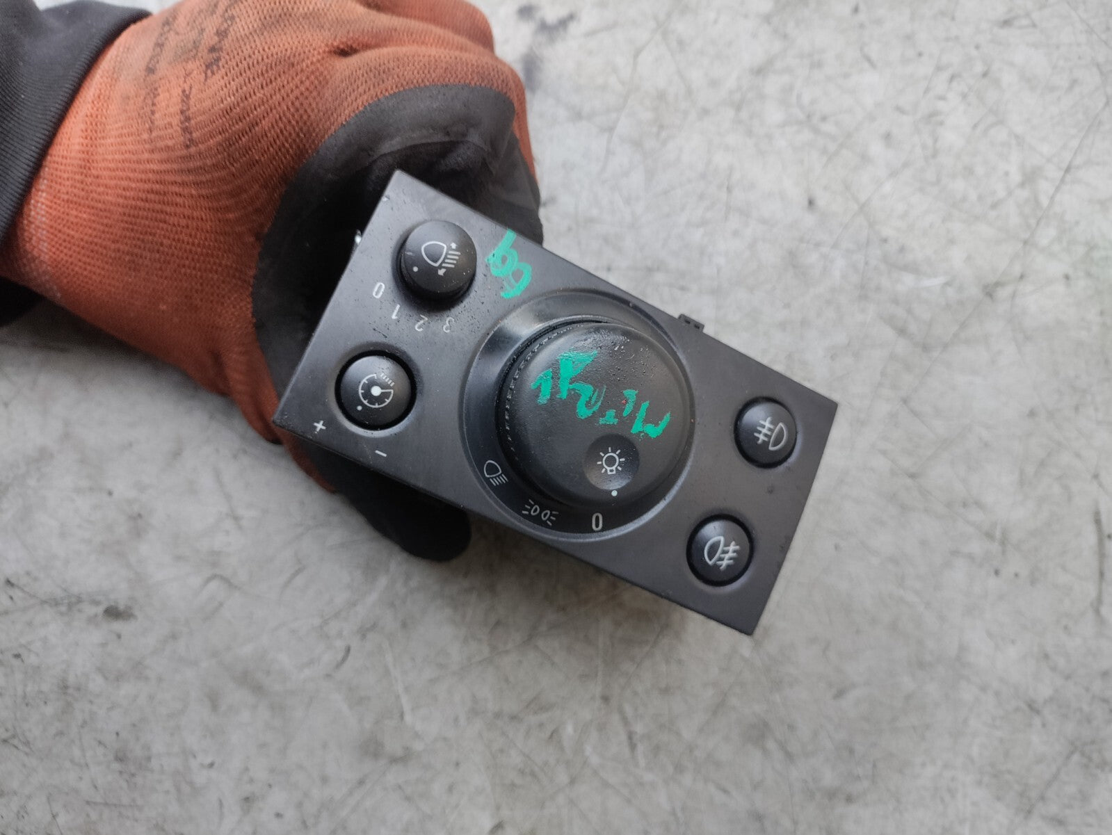 2009 VAUXHALL MERIVA A HEADLIGHT CONTROL SWITCH 33394765