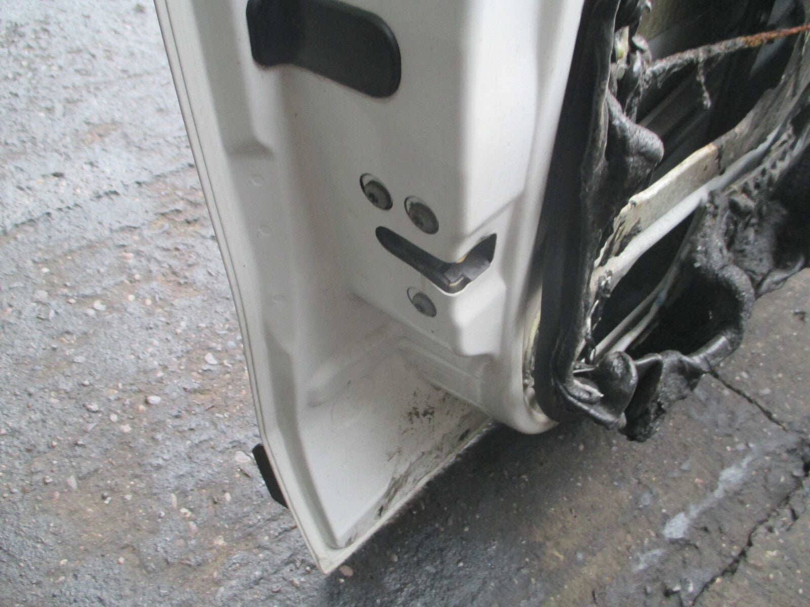 2015 PEUGEOT BIPPER NSF PASSENGER SIDE FRONT DOOR BARE WHITE