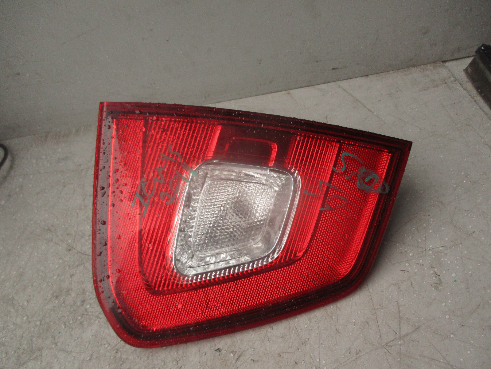 2018 SUZUKI IGNIS 1.2 PETROL OSR DRIVER REAR RIGHT INNER TAIL LIGHT 13259343