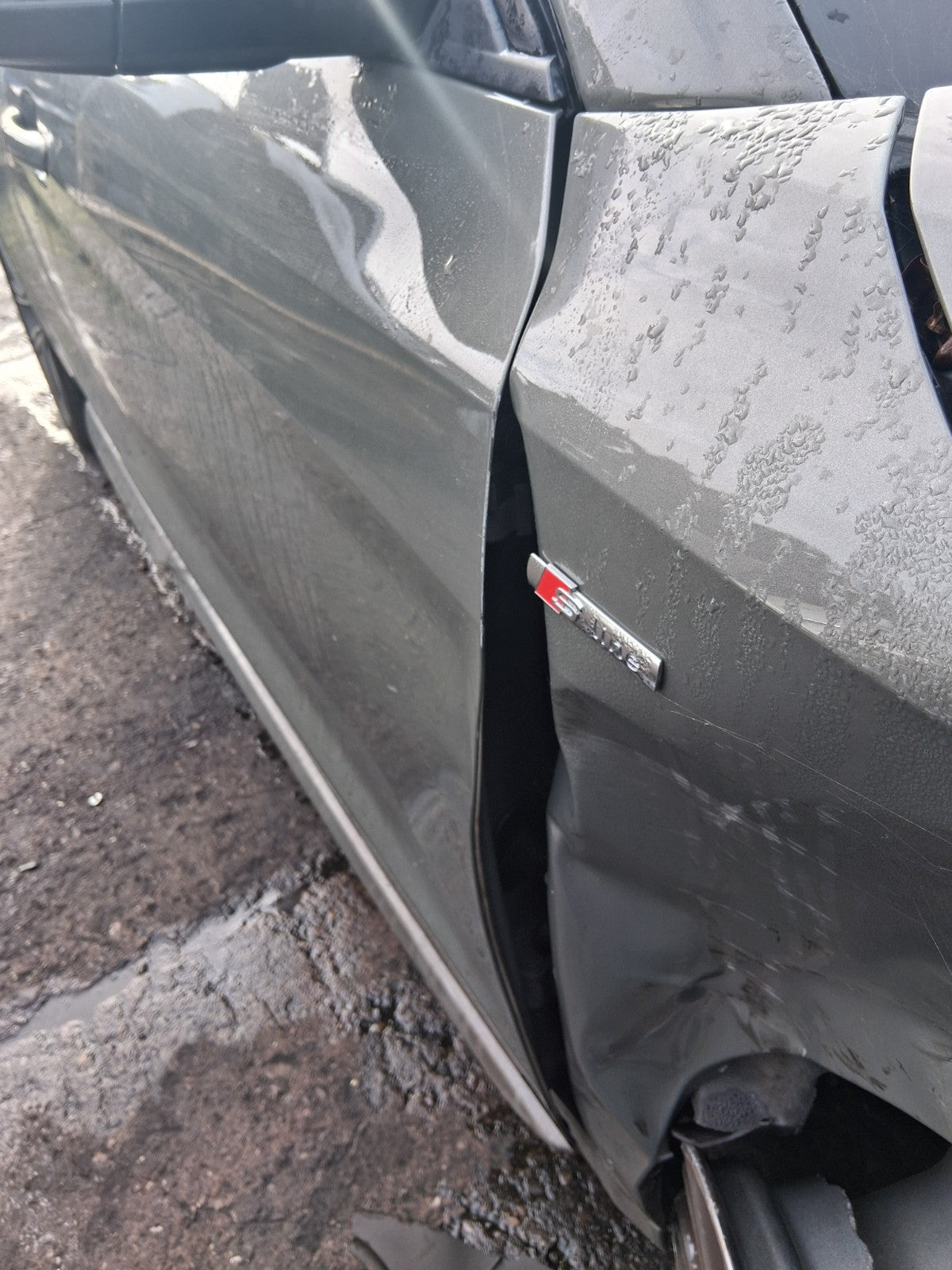 2024 AUDI A1 S LINE MK2 GB OSF DRIVER SIDE FRONT BARE DOOR CHRONOS GREY LX7G