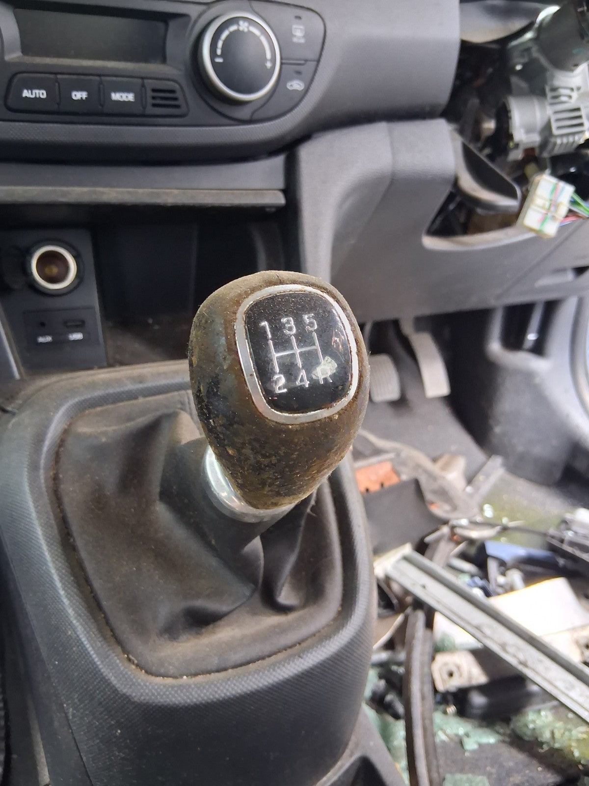 2017 HYUNDAI i10 MK2 MANUAL GEAR STICK GEAR SHIFTER GEAR LEVER