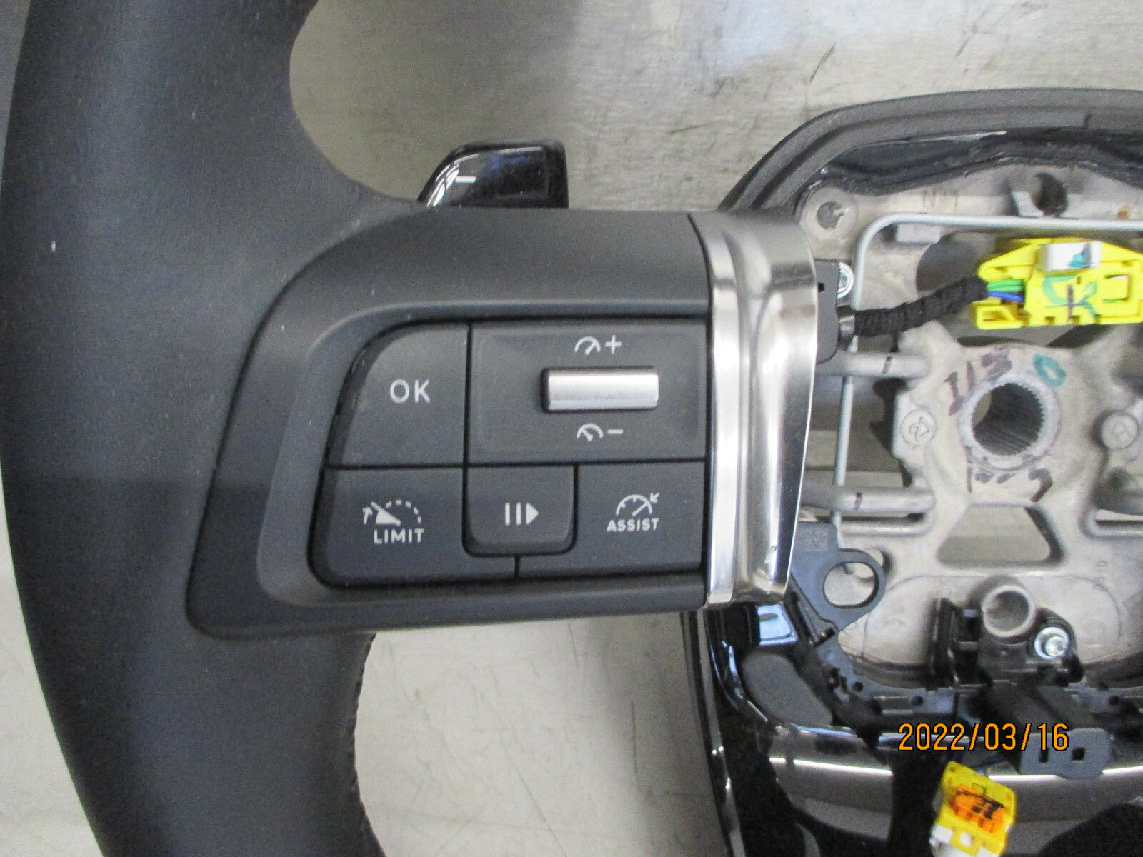 CITROEN C4 MK3 2021 3 SPOKE MULTIFUNCTION LEATHER STEERING WHEEL 98406912ZD