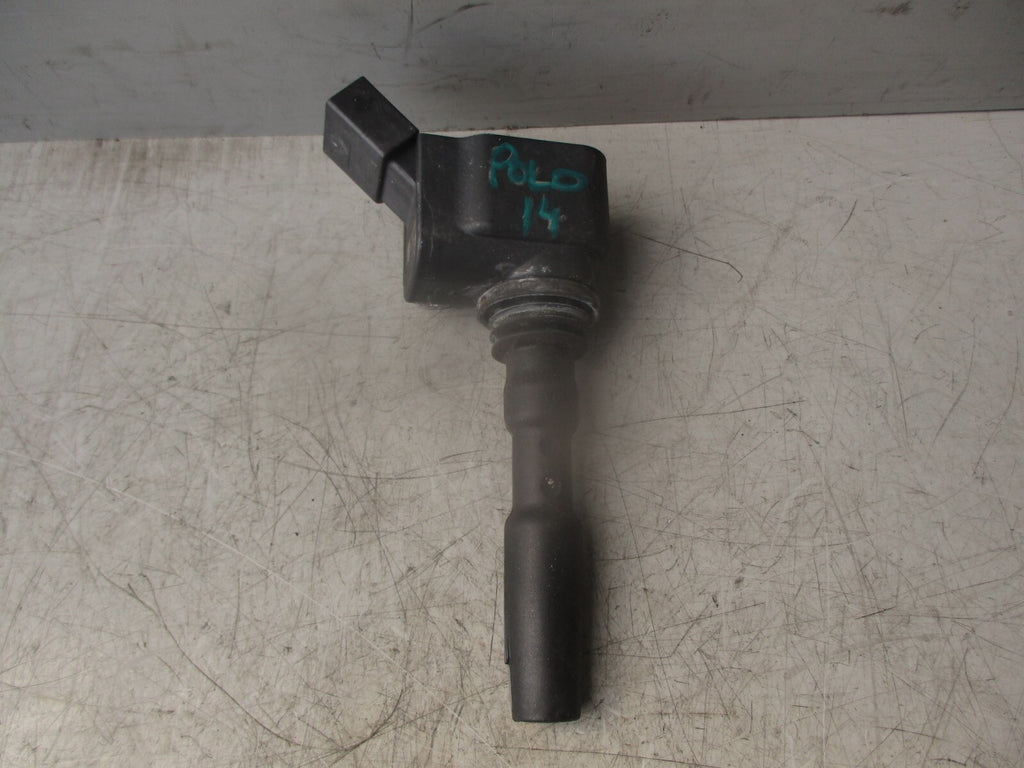2014 VOLKSWAGEN POLO MK5 1.0 PETROL ENGINE IGNITION COIL 04E905110E REF 1