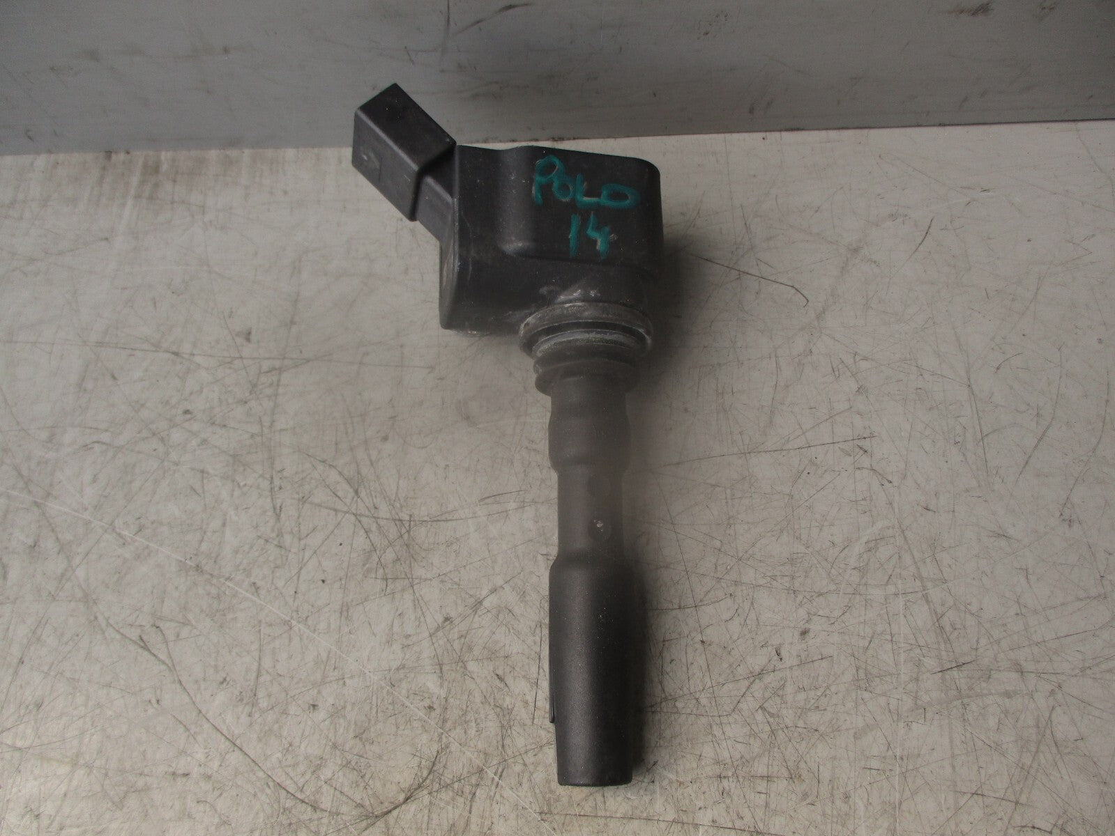 2014 VOLKSWAGEN POLO MK5 1.0 PETROL ENGINE IGNITION COIL 04E905110E REF 1