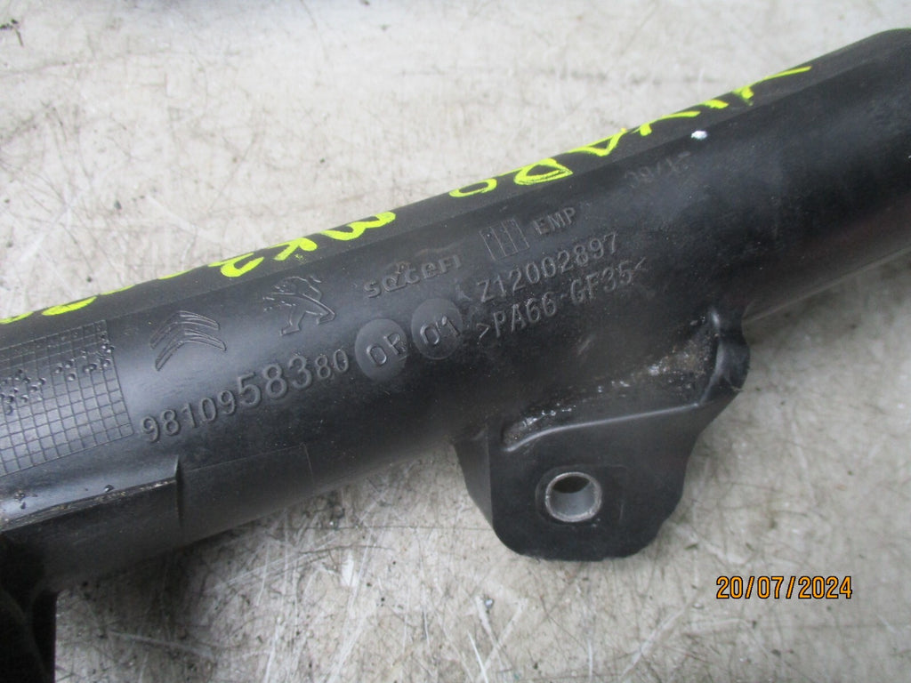 2020 VAUXHALL VIVARO MK3 1.5 DIESEL AIR INTAKE PIPE 9810958380