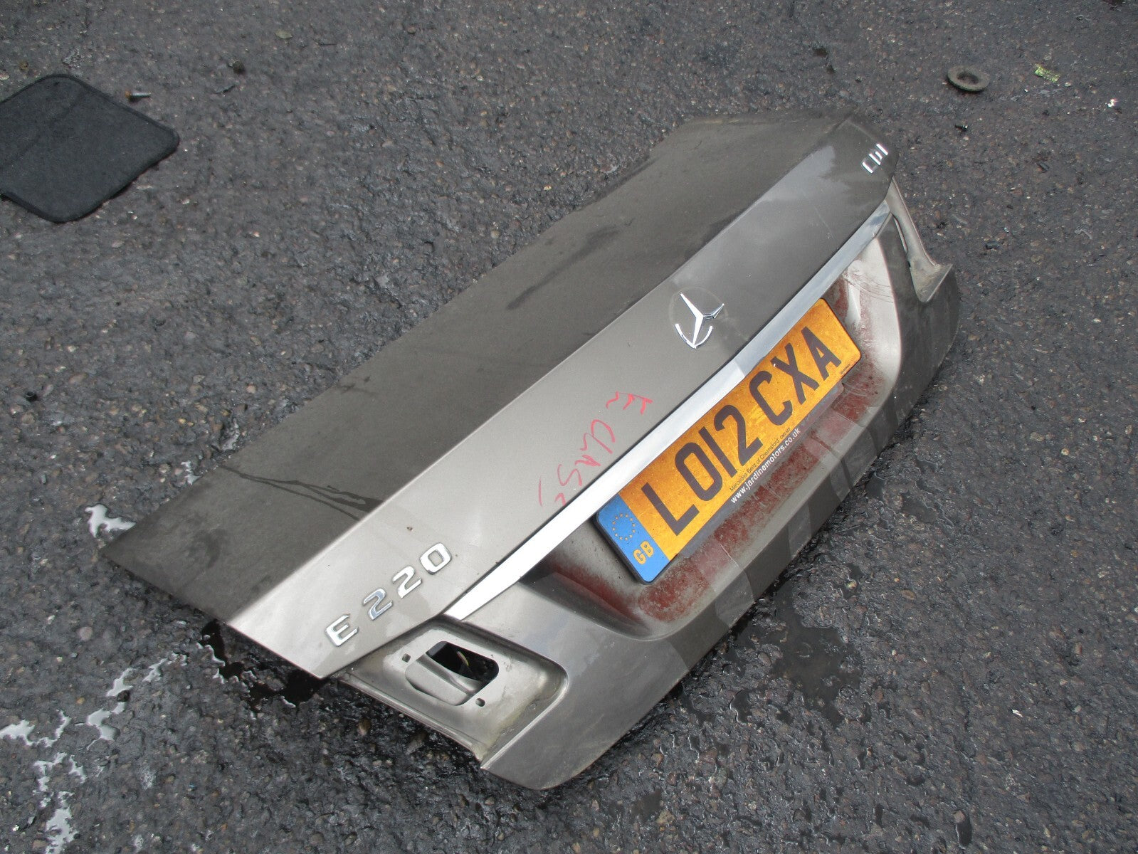 MERCEDES E CLASS 2012 W212 E220 BARE TAILGATE BOOTLID SHELL VITO INDIUM GREY
