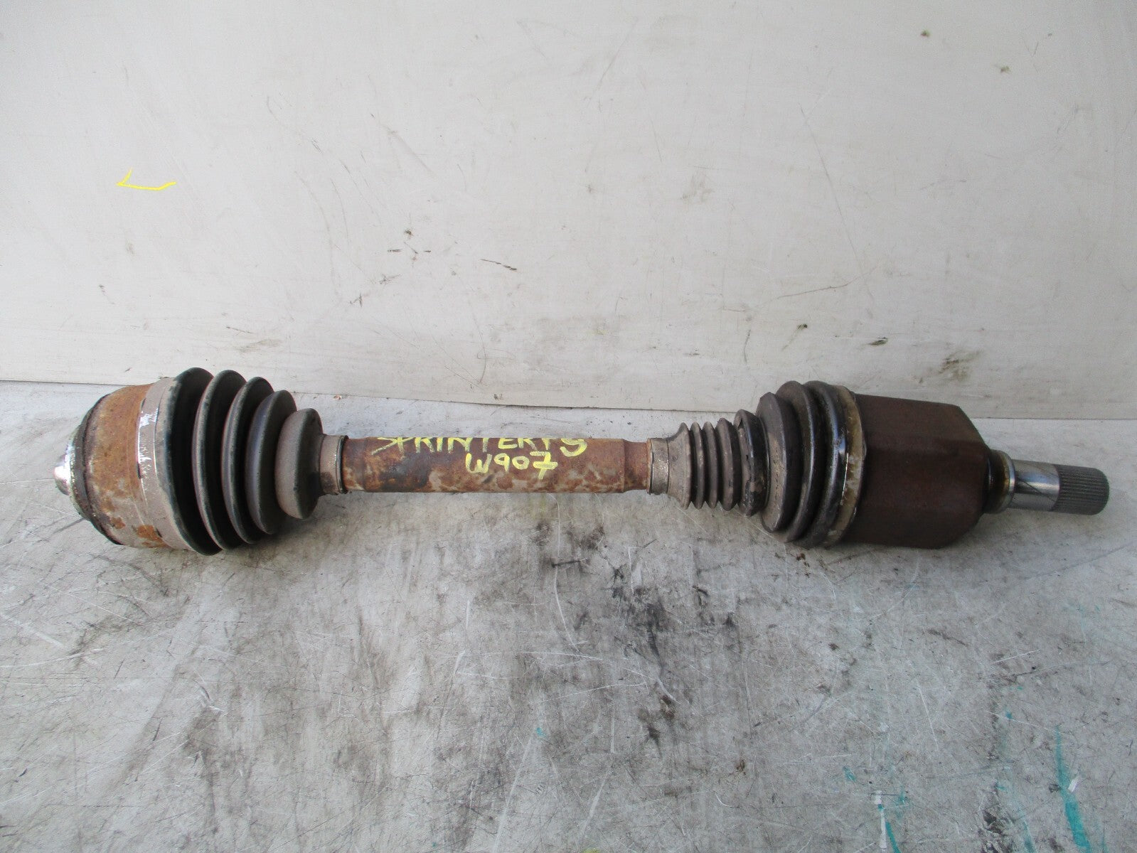 2020 MERCEDES BENZ SPRINTER W907 2.1 DIESEL NS PASSENGER SIDE DRIVESHAFT FWD