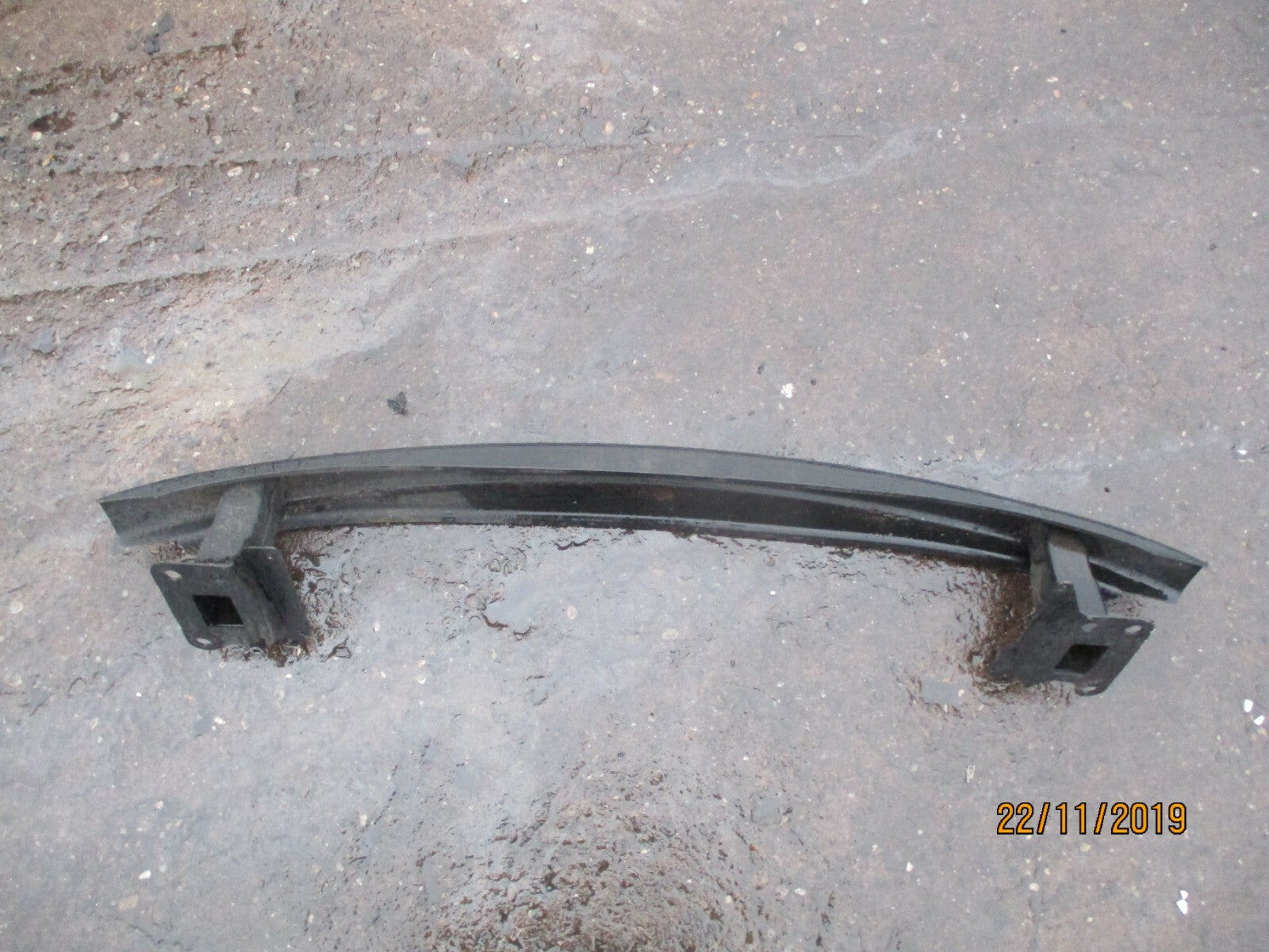 VW VOLKSWAGEN POLO MK4 FRONT BUMPER REINFORCEMENT BAR 6Q0806563