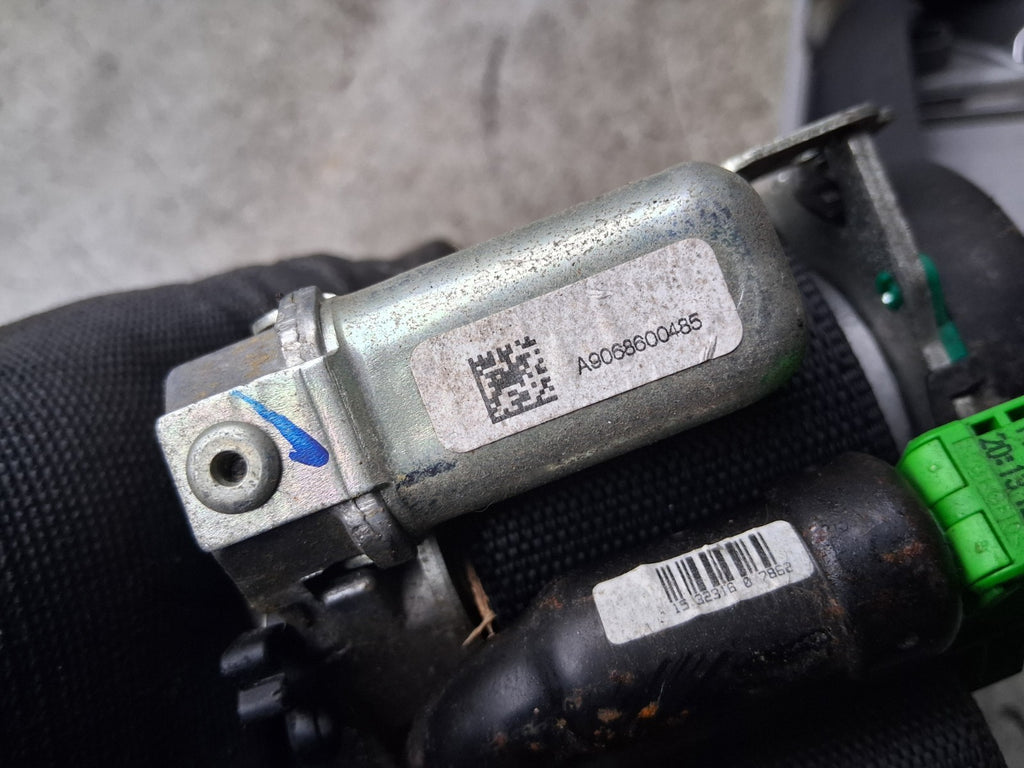 2016 MERCEDES SPRINTER W906 OSF DRIVER SIDE FRONT RIGHT SEAT BELT A9068600485