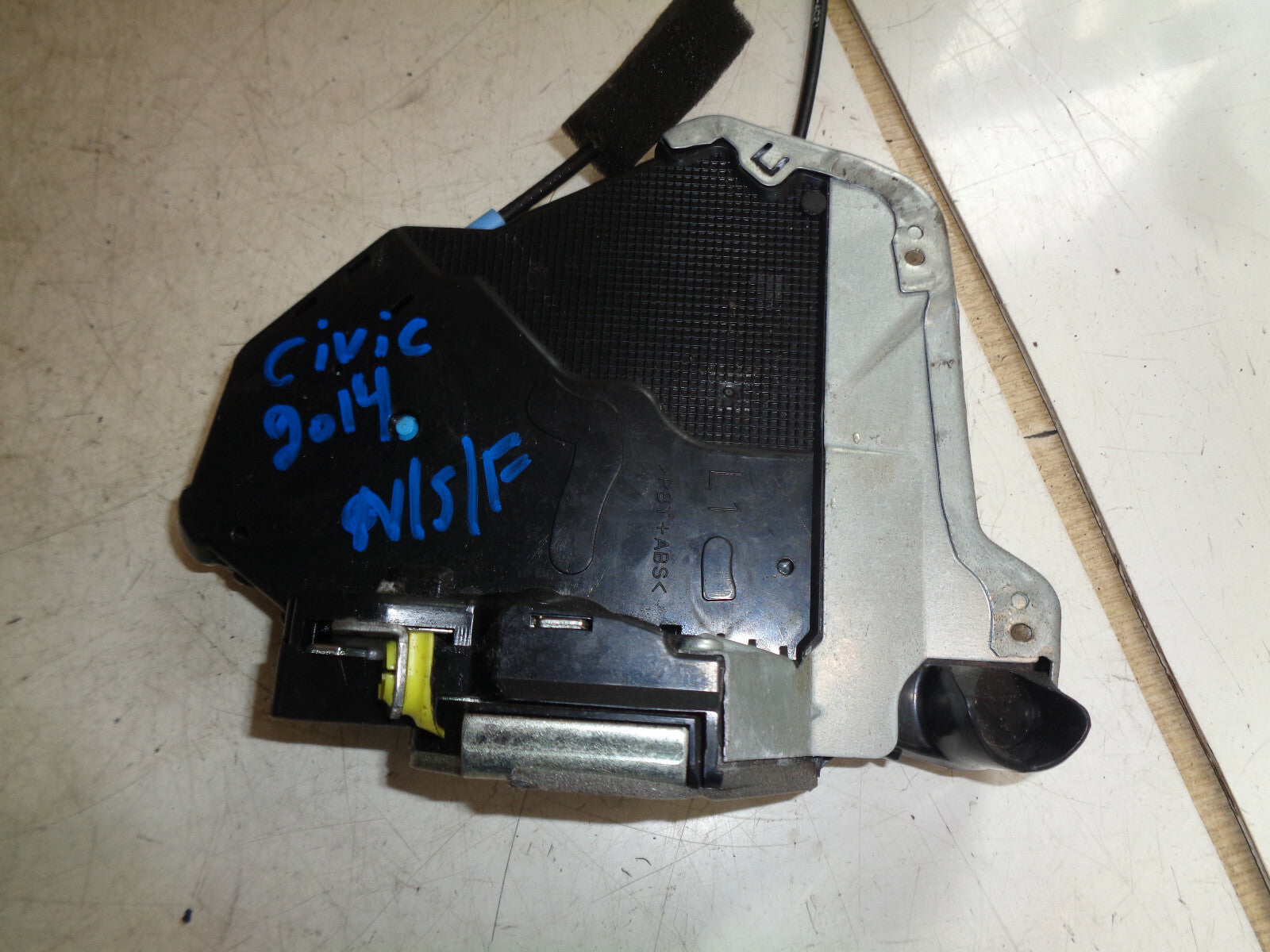 HONDA CIVIC MK10 2019 NSF PASSENGER SIDE FRONT DOOR LOCK MECHNAISM