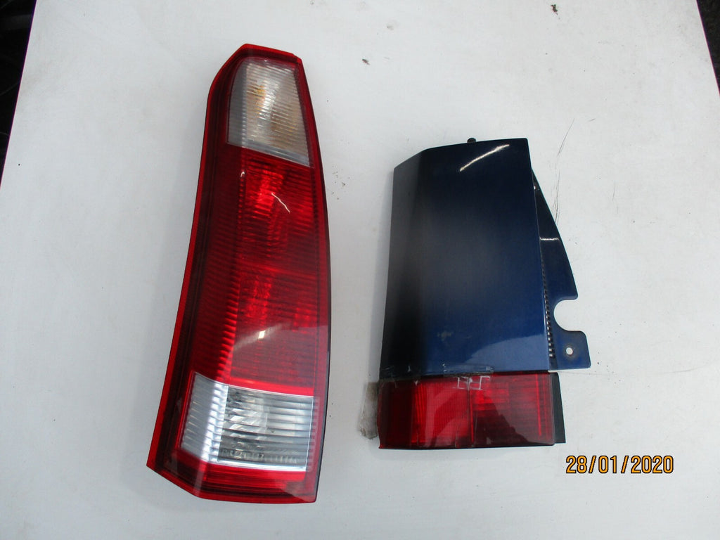 VAUXHALL MERIVA A MK1 2005 NSR PASSENGER SIDE REAR LIGHT TRIM BLUE 93294345