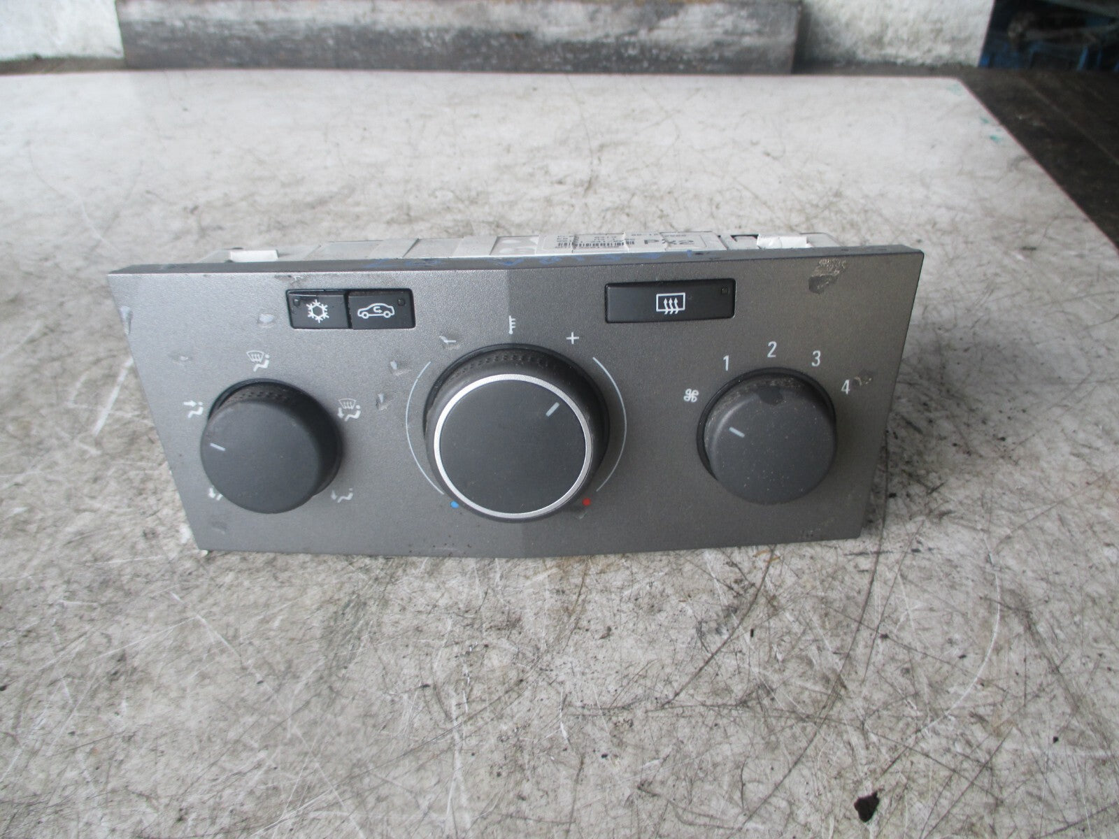 VAUXHALL ZAFIRA B 2007 HEATER AC CONDITION CONTROL 13201300