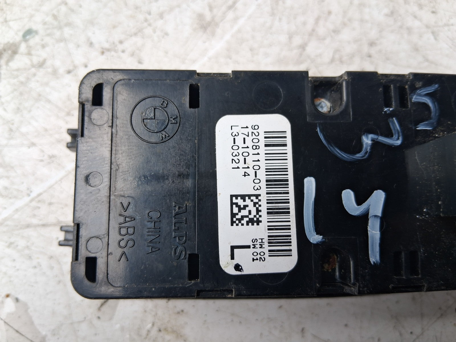 2014 BMW 3 SERIES F30 OSF DRIVER SIDE FRONT RIGHT WINDOW SWITCH 9208110