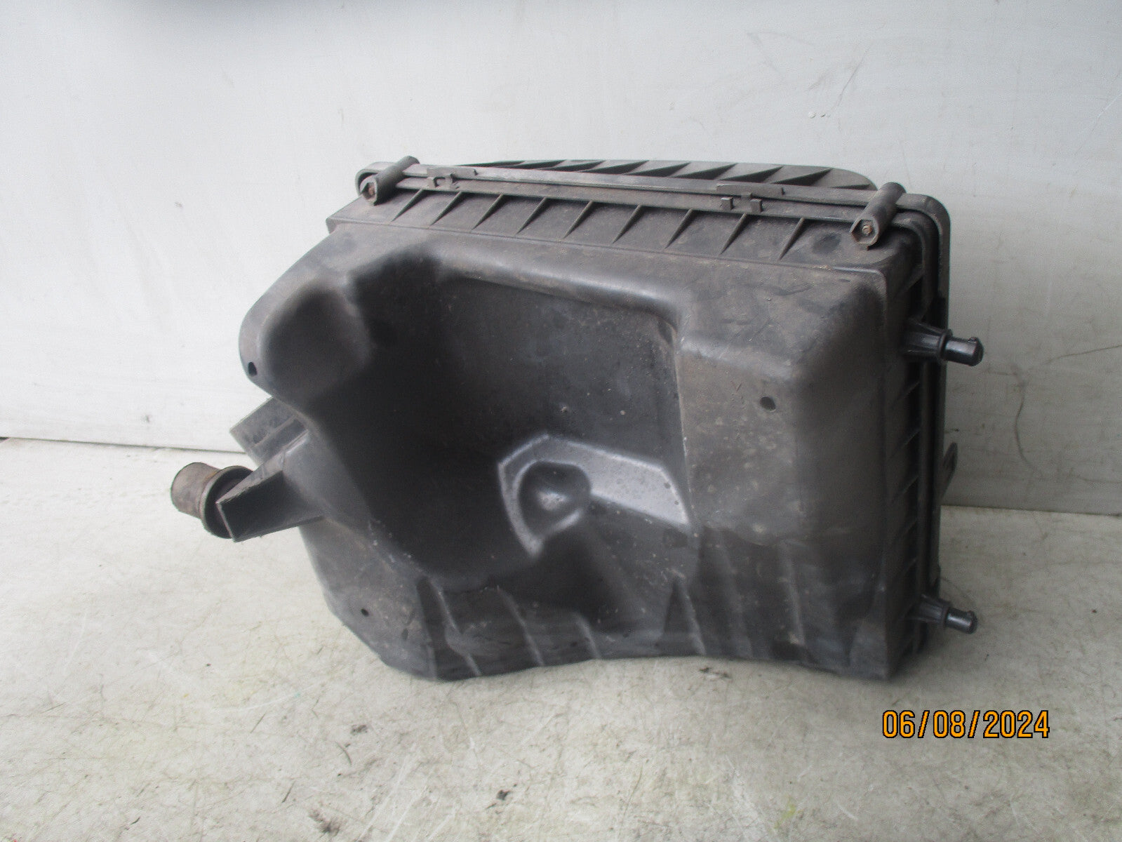 2010 VAUXHALL ZAFIRA B AIR FILTER BOX HOUSING