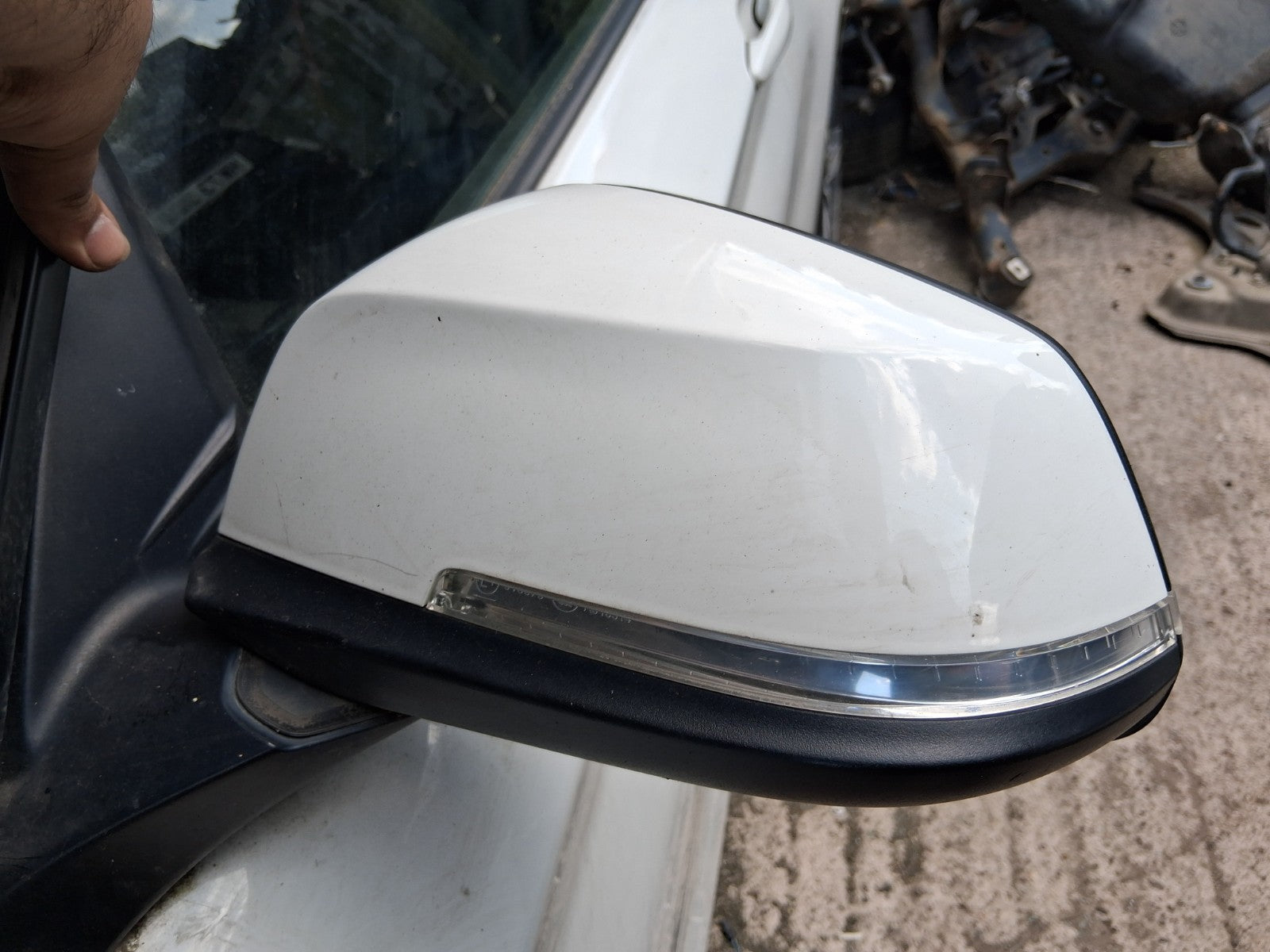 2014 BMW 1 SERIES F20 3 DOOR NSF PASSENGER SIDE LEFT ELECTRIC WING MIRROR WHITE