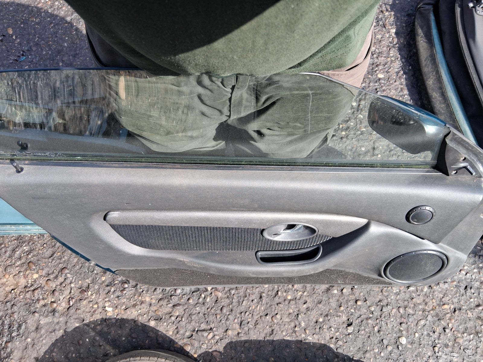 MG MGF 1996 MK1 NSF PASSENGER SIDE FRONT LEFT COMPLETE DOOR GREEN