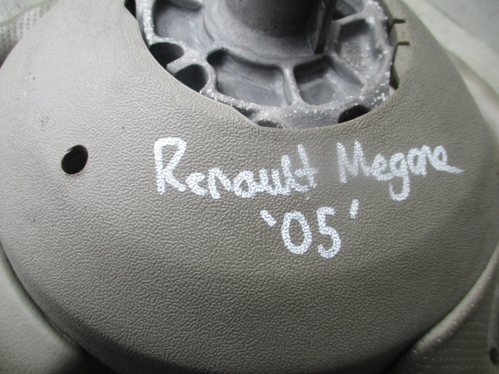 2005 RENAULT MEGANE  STEERING WHEEL 8200106306